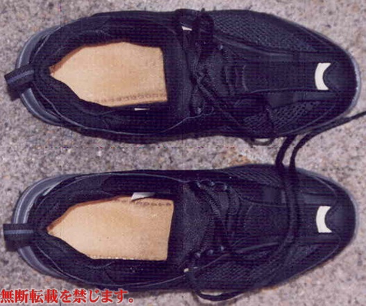 スニーカー