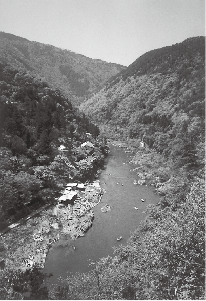 京都市右京区 保津(桂)川の峡谷